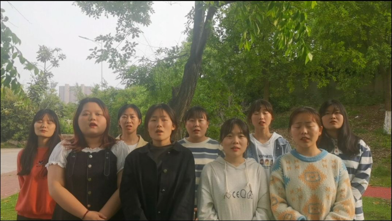 <strong>点亮青春，唱响未来 ——土木工程学院举办歌曲接龙活动</strong>