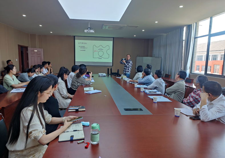 电信工程学院开展“课堂教学质量再提升” 优秀教师示范课活动