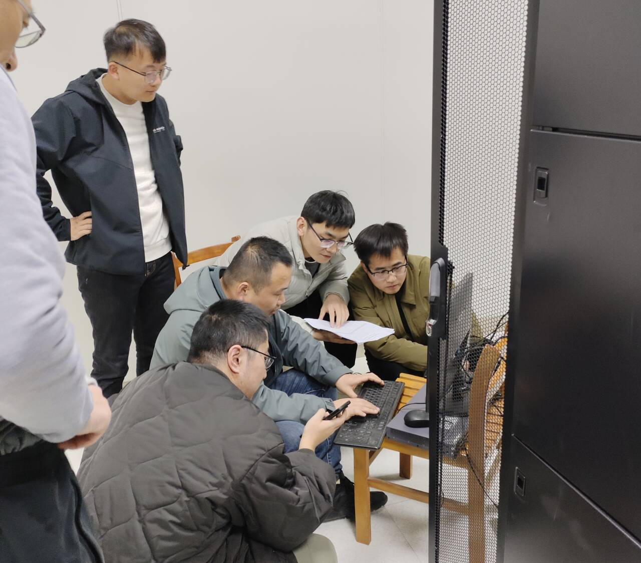 计算机与人工智能学院开展人工智能综合实验室设备及实验教学平台验收工作