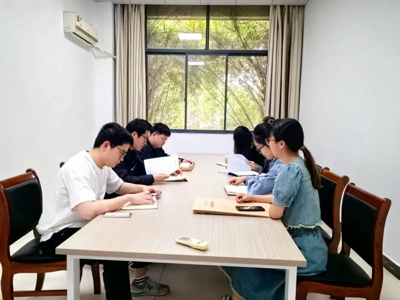 深耕教学沃土，共绘育人蓝图 --计算机基础教研室开展教学研究活动