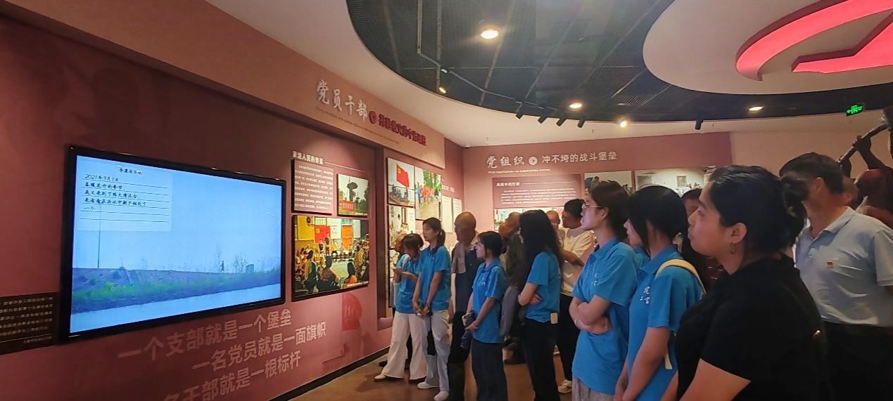 18新利怎样师生深入安徽阜南，开展社会实践活动